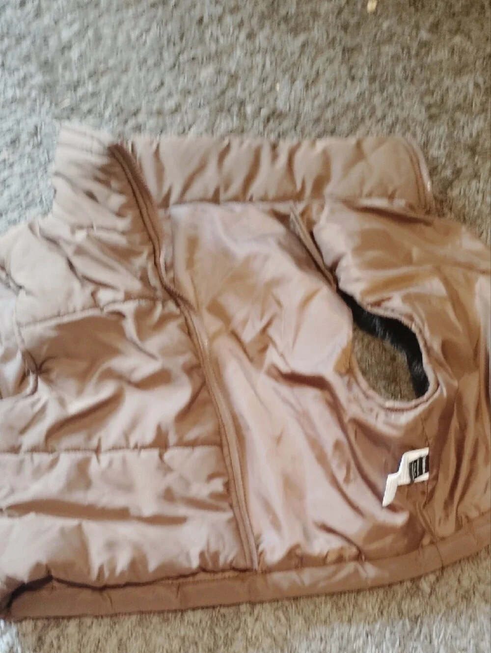 SHEIN Light Beige Puffer Vest